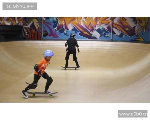 李丽的滑板人生：从初学者到职业选手的成长之路